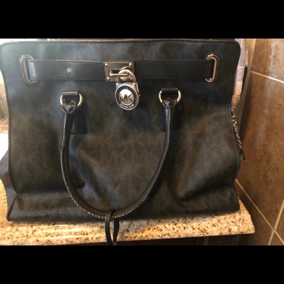 Michael Kors Handbags - Mk Large satchel Authentic
